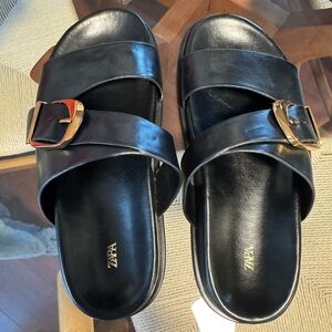 NWOT - Zara - Buckle Flat Sandals - Black (size 6.5)